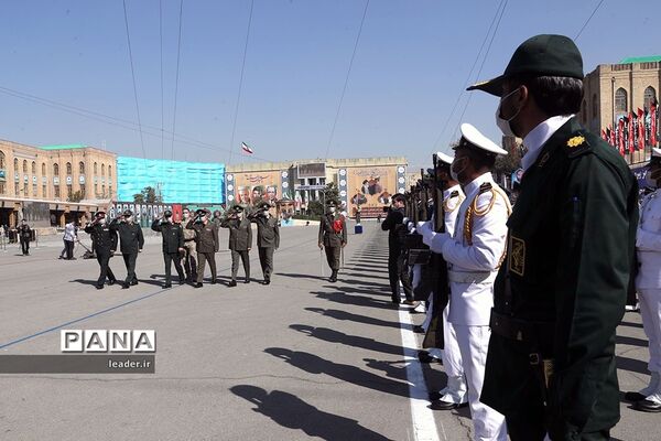 ارتباط تصویری فرمانده کل قوا با مراسم مشترک دانش‌آموختگی دانشجویان دانشگاه‌های افسری نیروهای مسلح
