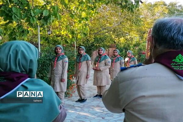بازدید رئیس سازمان دانش‌آموزی فارس از فعالیت‌های پیشتازان در نی ریز
