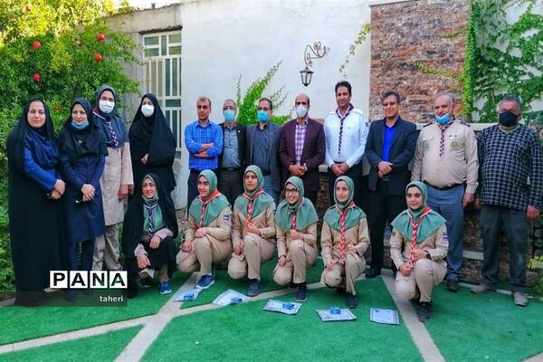 بازدید رئیس سازمان دانش‌آموزی فارس از فعالیت‌های پیشتازان در نی ریز