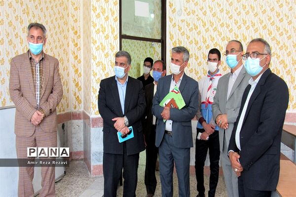 آیین افتتاح اتاق گفتگو اولیاء و مربیان دبیرستان شاهد میثاق اهواز
