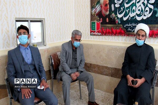 آیین افتتاح اتاق گفتگو اولیاء و مربیان دبیرستان شاهد میثاق اهواز