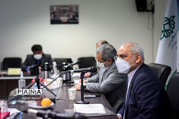 نشست صمیمی وزیرآموزش پرورش با مدیران سازمان دانش آموزی