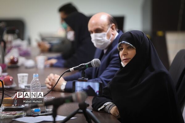 نشست صمیمی وزیرآموزش پرورش با مدیران سازمان دانش آموزی