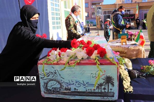 میثاق با شهید گمنام در آباده