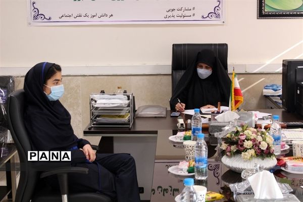 نشست نمایندگان دهمین دوره مجلس دانش آموزی استان البرز