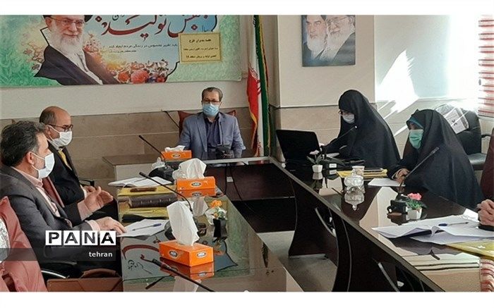 برگزاری جلسه توجیهی مدیران مقطع متوسطه با موضوع بسته تحولی