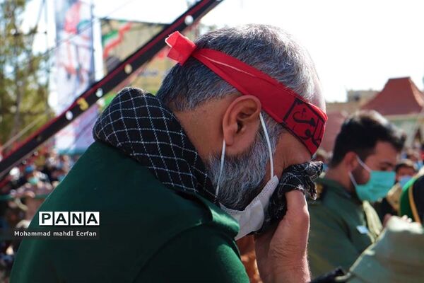 مراسم وداع با پیکر شهید گمنام در آباده