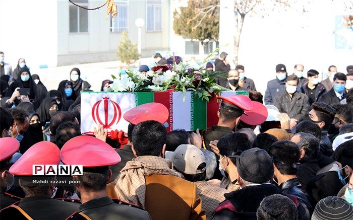 مراسم تدفین شهید گمنام در دانشگاه فرهنگیان فاطمه زهرا(س)تبریز