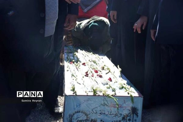 مراسم تشییع و تدفین 2 شهید گمنام دربوستان آیت ا...بهجت بیرجند