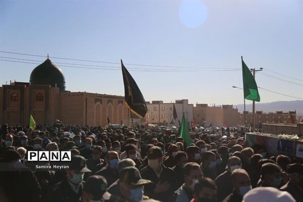 مراسم تشییع و تدفین 2 شهید گمنام دربوستان آیت ا...بهجت بیرجند