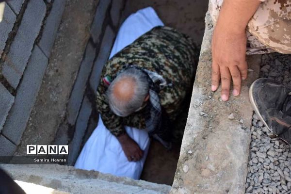 مراسم تشییع و تدفین 2 شهید گمنام دربوستان آیت ا...بهجت بیرجند