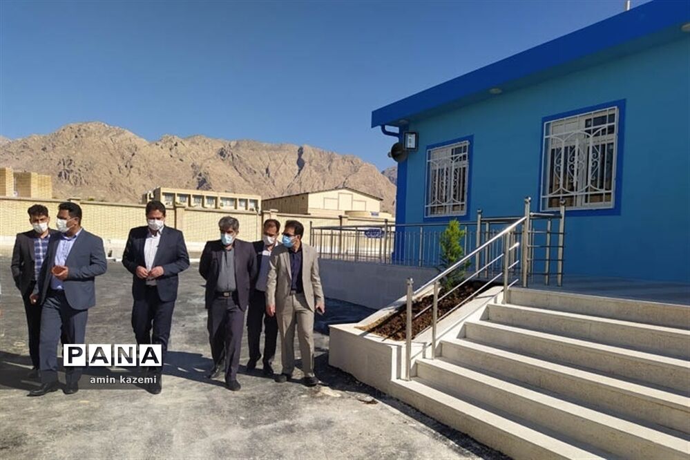 بازدید سرزده  رئیس سازمان دانش‌آموزی  فارس از استخر آماده افتتاح در داراب