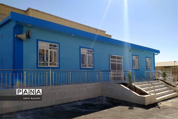 بازدید سرزده  رئیس سازمان دانش‌آموزی  فارس از استخر آماده افتتاح در داراب