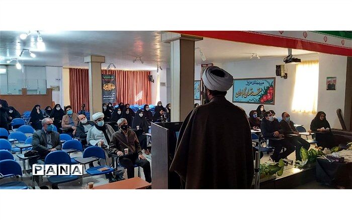 برگزاری گفتمان فاطمی در مجتمع آموزشی و فرهنگی سما واحد شیروان
