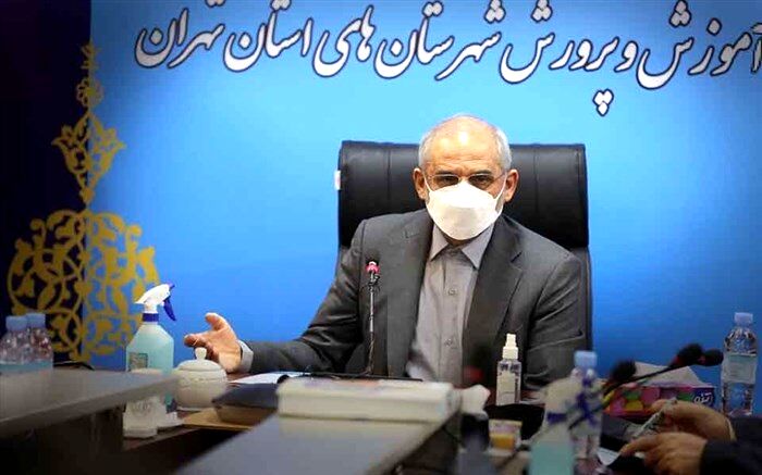 تفویض اختیار به مدیران مناطق و مدارس برای پیش بردن آموزش