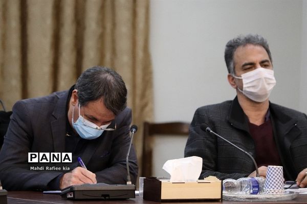 برگزاری جلسه شورای پشتیبانی سوادآموزی آذربایجان شرقی