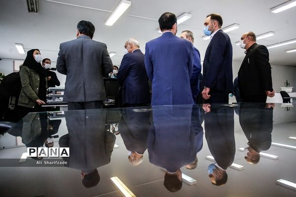 حضور وزیرآموزش و پرورش در سازمان دانش آموزی و خبرگزاری پانا