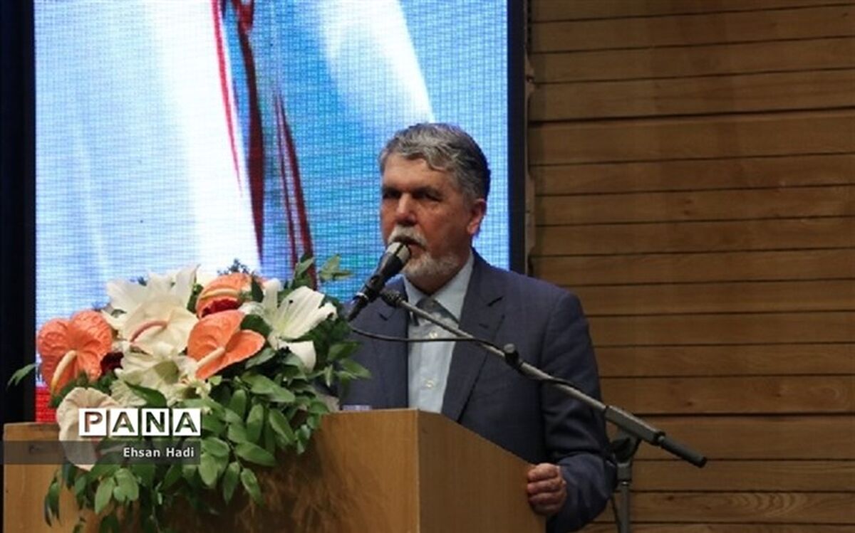 وزیر فرهنگ: صدای این تجربه نو باشیم