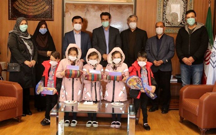 اهدای پنج تبلت به 5 قلوهای اصفهانی