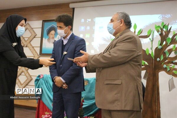 جلسه مراقبین سلامت شهرستان‌های بوشهر، تنگستان، دلوار و خارگ