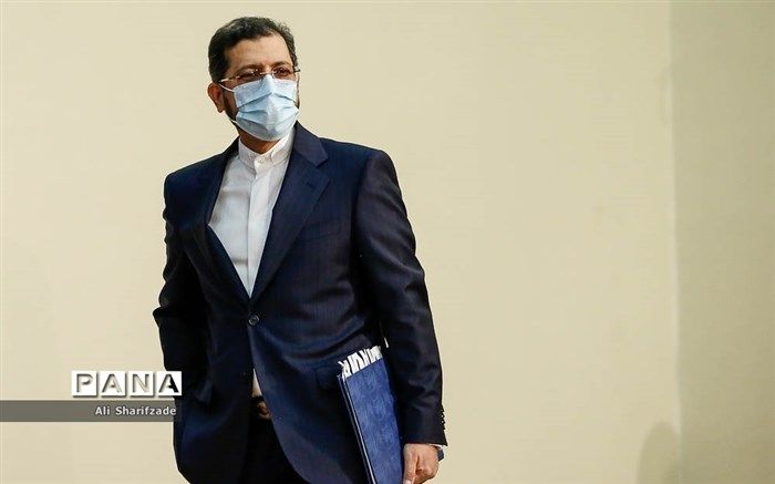 واکنش‌ خطیب‌زاده به اتهامات یک نماینده و هتاکی یک روزنامه به ظریف