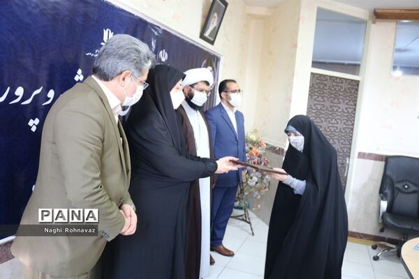 برگزاری مراسم  بزرگداشت شوراها در شهرستان قدس