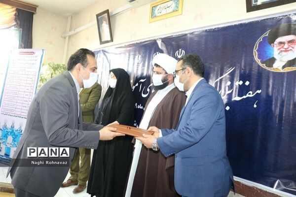 برگزاری مراسم  بزرگداشت شوراها در شهرستان قدس