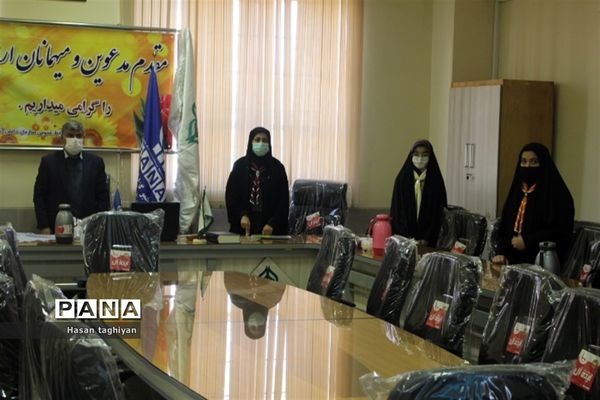 روز اول دوره آموزش خبرنگاری ویژه دانش آموزان دختر استان اصفهان