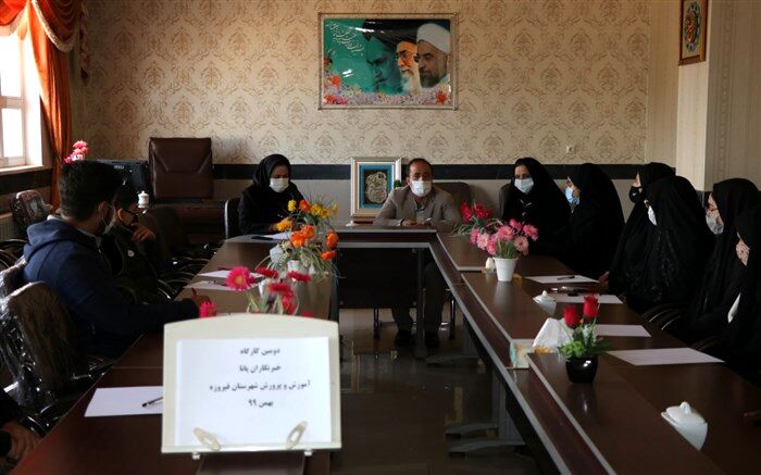 کارگاه حضوری ویژه دانش آموزان خبرنگار فیروزه ای برگزار شد