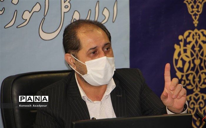 تقدیر از معلمان و دانش‌آموزان برگزیده استانی عرصه پژوهش و فناوری در فارس