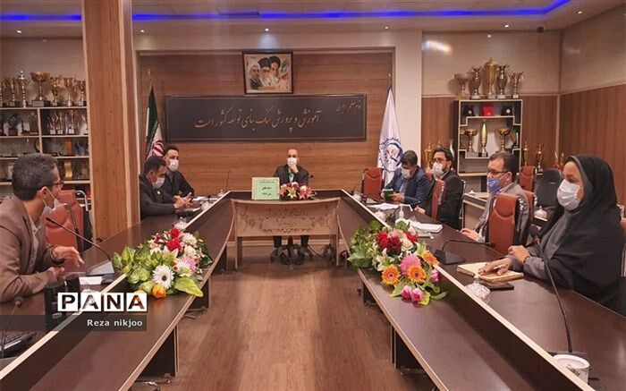برگزاری جلسه ستاد بزرگداشت دهه فجر در ناحیه یک بهارستان