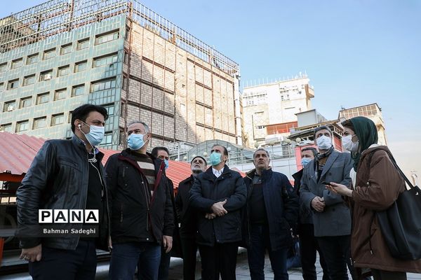 بازدیدعضو  شورای شهر از روند مقاوم سازی ساختمان شمالی پلاسکو