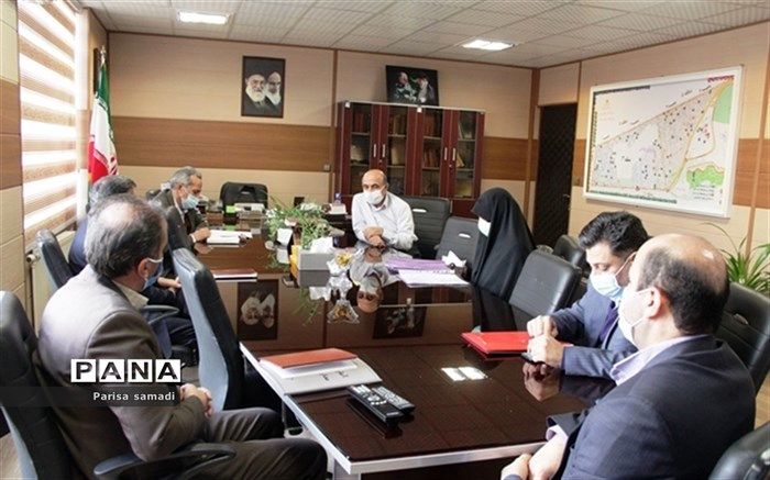 بازدید بازرسان وزارتخانه و اداره کل متبوع از مدارس آموزش و پرورش منطقه ۱۳ تهران