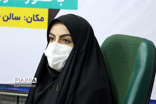 حضور نمایندگان خوزستان درآیین افتتاحیه دهمین دوره مجلس دانش آموزی کشور