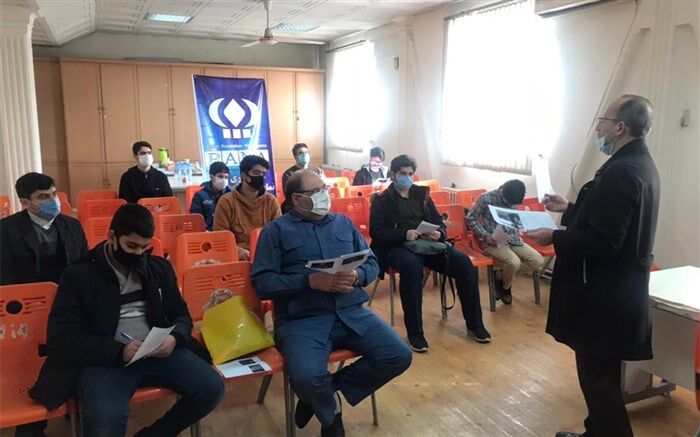 سومین روز  دوره آموزشی خبرنگاری پانا، ویژه  دانش آموزان پسر در گیلان برگزار شد