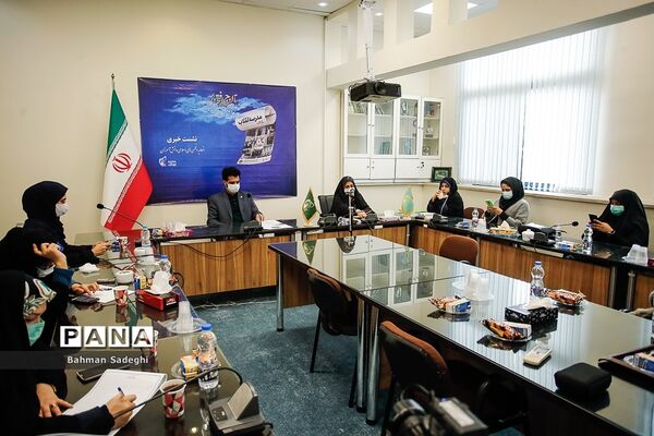 نشست خبری مسئول دبیرخانه نهمین دوره نمایشگاه‌های دانش‌‌آموزی مدرسه انقلاب