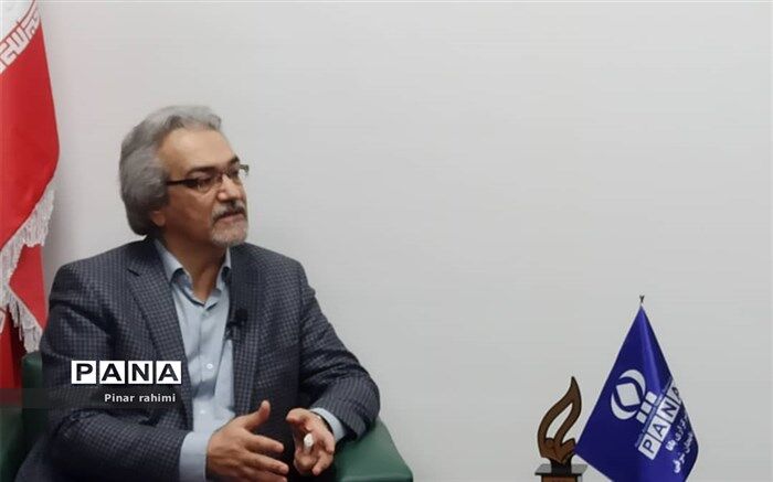 آموزش و پرورش از هنر حمایت کند
