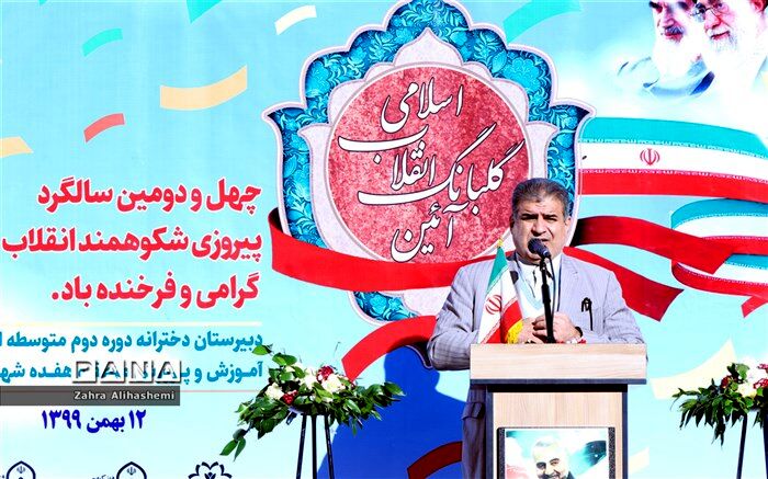 از خداوند مى خواهم به ما توفیق دهد از رهروان خوب شهدا و راه آن ها باشیم