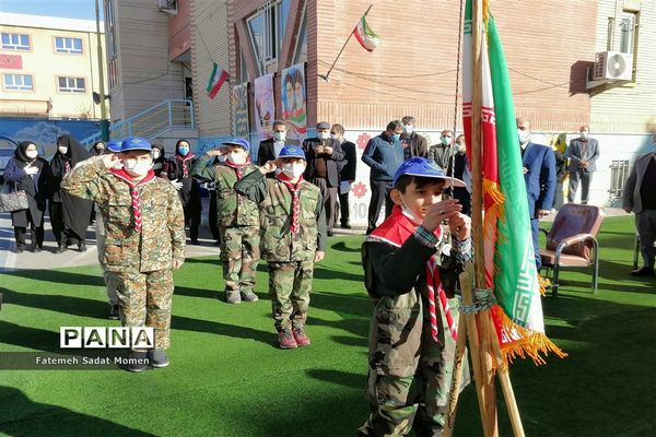 آیین نواختن زنگ انقلاب در ناحیه 2 شهر ری