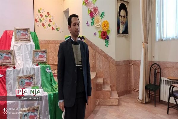 ویژه برنامه زنگ انقلاب در کانون عاطفه کاشمر