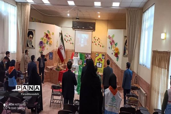 ویژه برنامه زنگ انقلاب در کانون عاطفه کاشمر