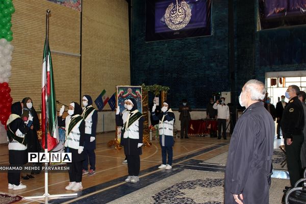 نواخته شدن زنگ و مانور تشکیلاتی یاوران انقلاب در کرمانشاه