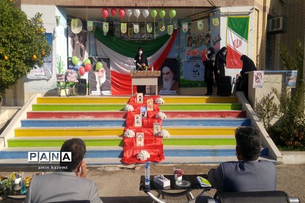 نواختن زنگ انقلاب شهرستان داراب