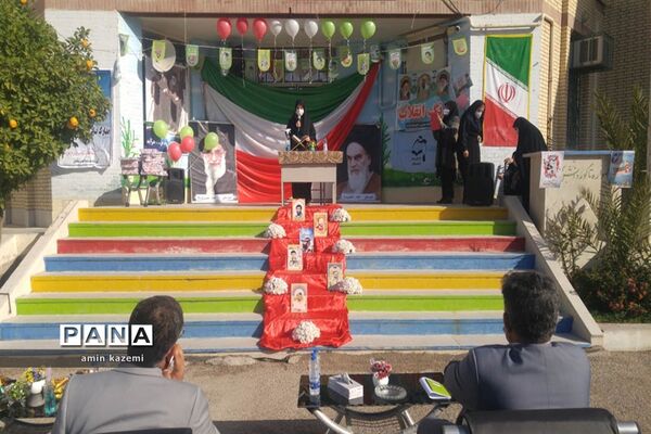 نواختن زنگ انقلاب شهرستان داراب