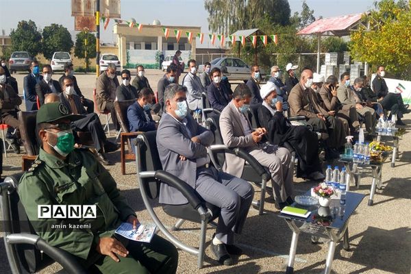 نواختن زنگ انقلاب شهرستان داراب