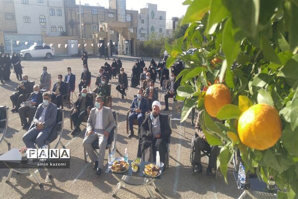 نواختن زنگ انقلاب شهرستان داراب