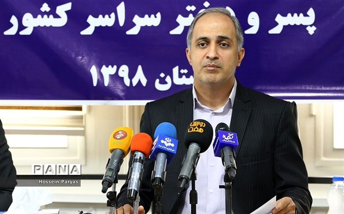 مسابقات غیرحضوری فوتسال و طناب‌زنی دانش‌آموزان در ایام‌الله دهه فجر