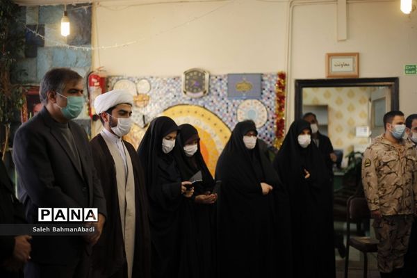 نواخته شدن زنگ انقلاب در منطقه 6 شهر تهران