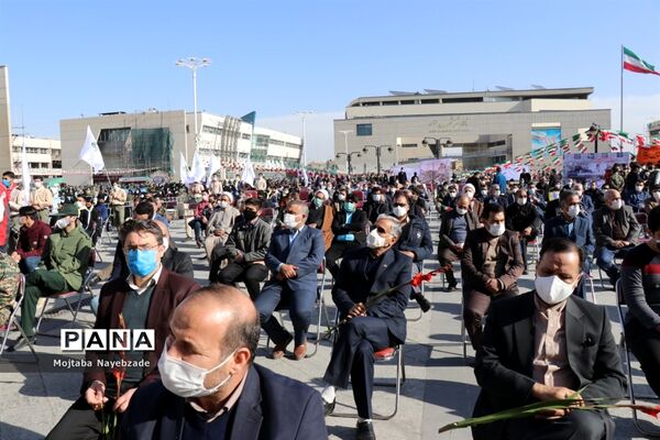 مراسم گلبانگ انقلاب در میدان شهدای  مشهد