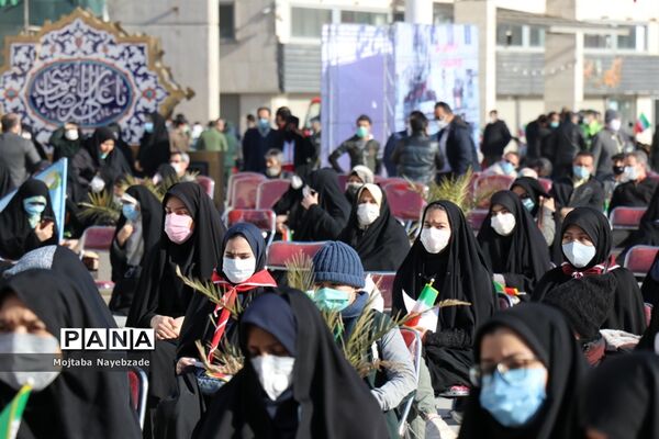 مراسم گلبانگ انقلاب در میدان شهدای  مشهد